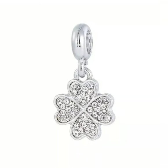 x1 Rhinestone Studded Four-leaf Clover Pendant/Charm New - Picture 1 of 2
